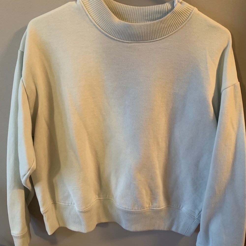 A NEW DAY CREW NECK